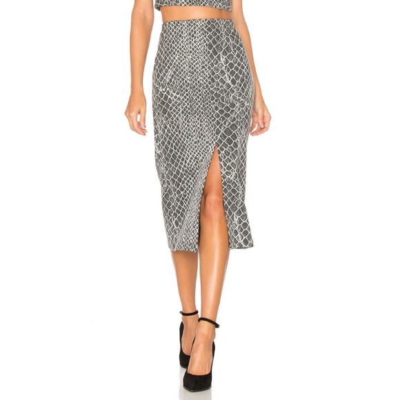 Alice + Olivia Dresses & Skirts - Alice and Olivia grey pencil skirt